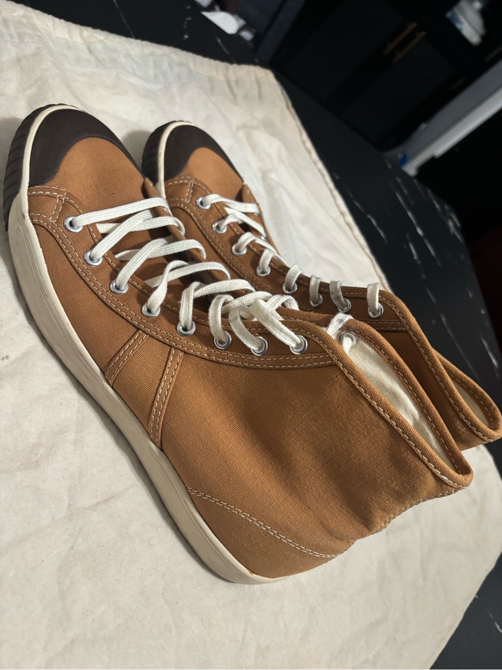 Colchester Rubber co.Men's High-Top Canvas Sneakers in Tan with Dark Toe - Picture 3 of 9